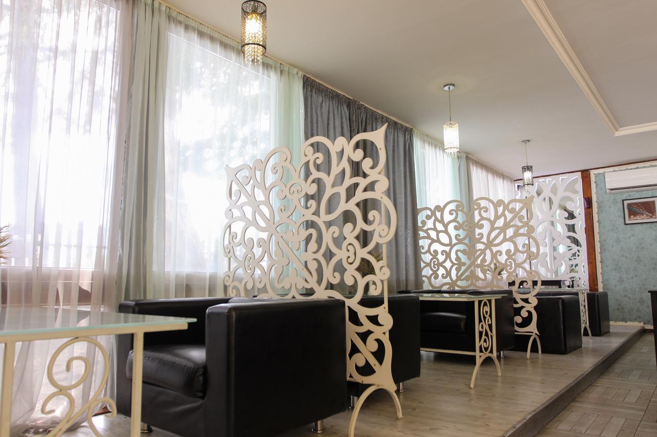 Grand Hotel Leon New Athos Екстериор снимка